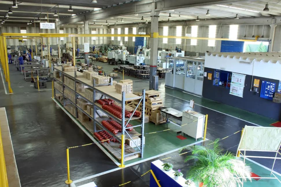 Parque fabril FB Bombas — usinagem CNC e montagem em Cabreúva-SP